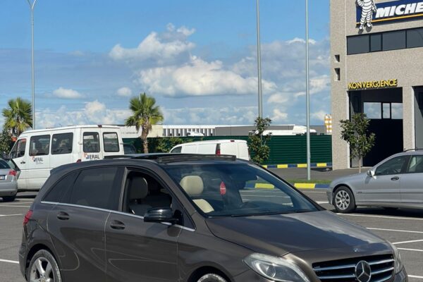 Mercedes Bclass
